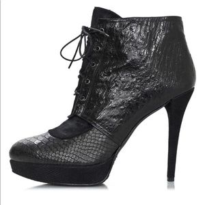 Stuart Weitzman shoe booties